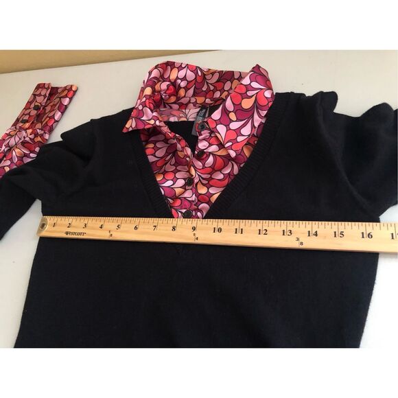 Bisou Bisou Michele Bohbot Sweater Size M Faux Collared Shirt Black V-Neck - Picture 8 of 11